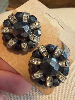 Vintage Elegant Black Crystal Cluster Clip-On Earrings